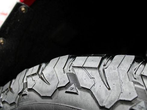 Used 2015 Ford F350 XLT w/ XLT Premium Package image 10