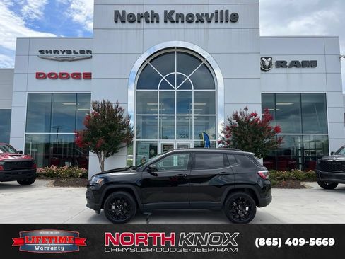New 2026 Jeep Compass Latitude AWD/4WD image 2