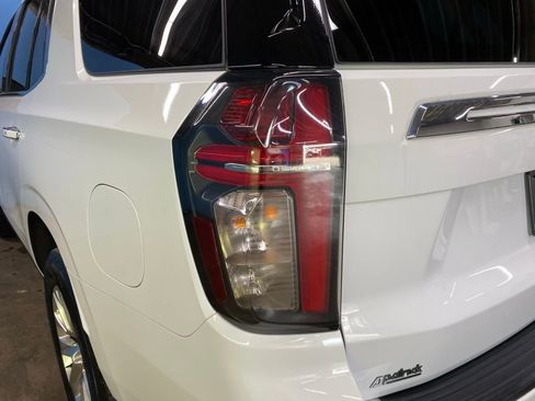 Used 2024 Chevrolet Tahoe Premier w/ Premium Package image 9