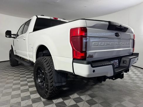 Used 2022 Ford F350 Lariat w/ Black Appearance Package AWD/4WD image 29