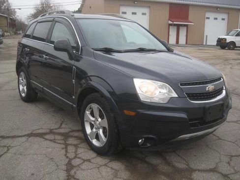 Used 2014 Chevrolet Captiva Sport LTZ image 3