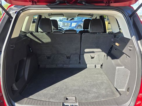 Used 2019 Ford Escape SE FWD image 30
