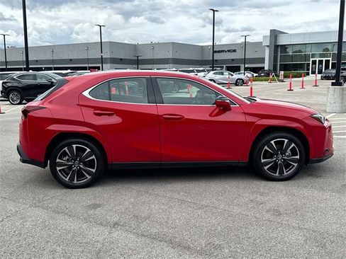 New 2025 Lexus UX 300h AWD image 4