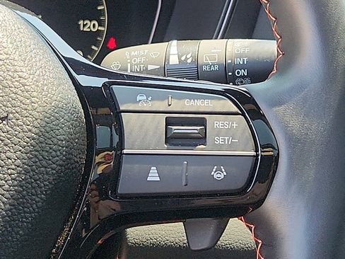 Used 2025 Honda Pilot TrailSport image 22
