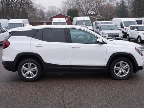 Used 2022 GMC Terrain SLE AWD/4WD image 6