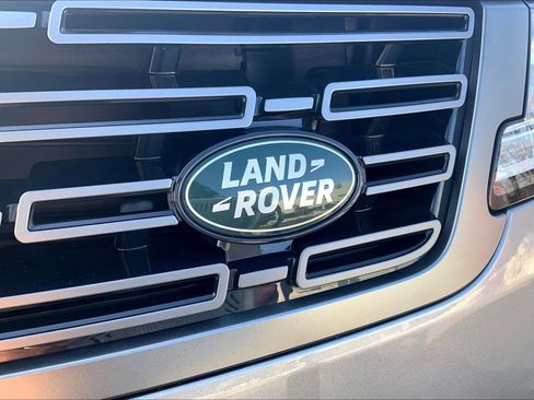 Used 2025 Land Rover Range Rover Sport image 31
