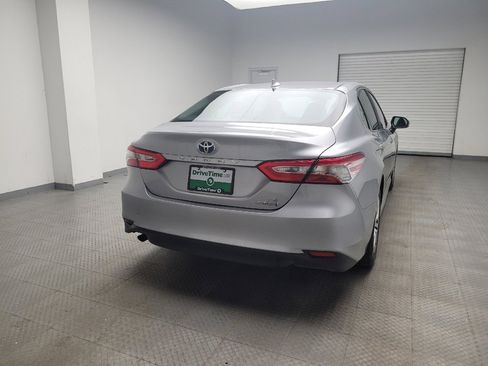 Used 2020 Toyota Camry LE w/ Fleet Convenience Package image 7