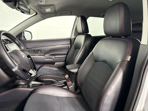 Used 2024 Mitsubishi Outlander Sport AWD image 4