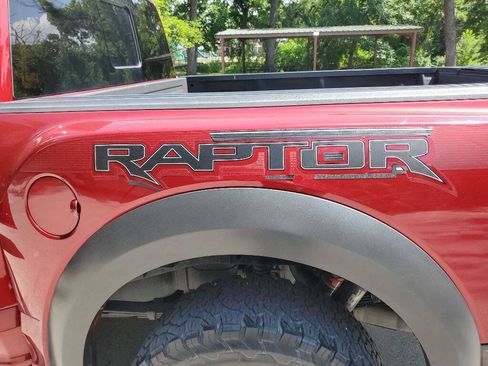 Used 2019 Ford F150 Raptor w/ Equipment Group 802A Luxury AWD/4WD image 24
