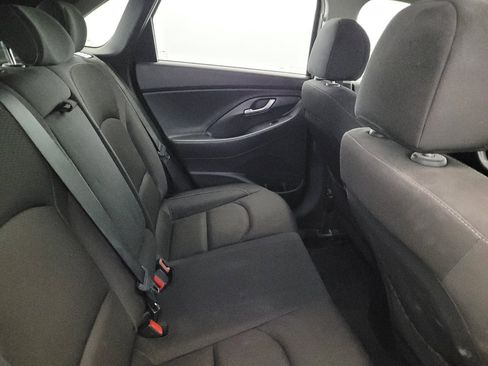 Used 2018 Hyundai Elantra GT FWD image 19