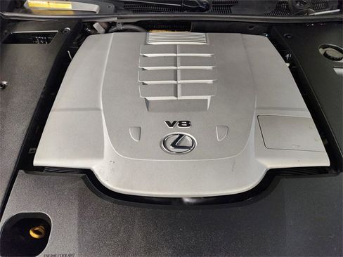 Used 2015 Lexus LS 460 image 31