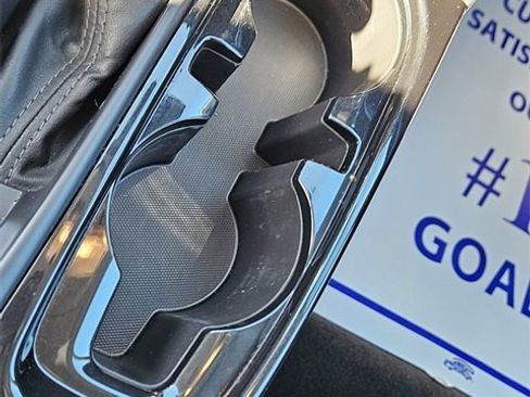 Used 2023 Chevrolet TrailBlazer LT w/ Convenience Package image 22