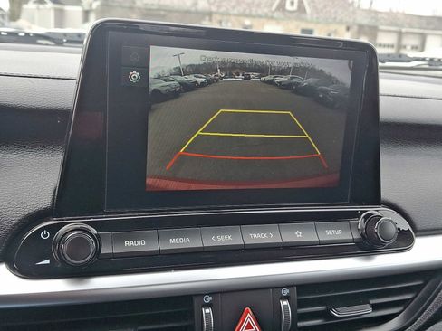 Used 2023 Kia Forte LXS w/ LXS Technology Package image 18