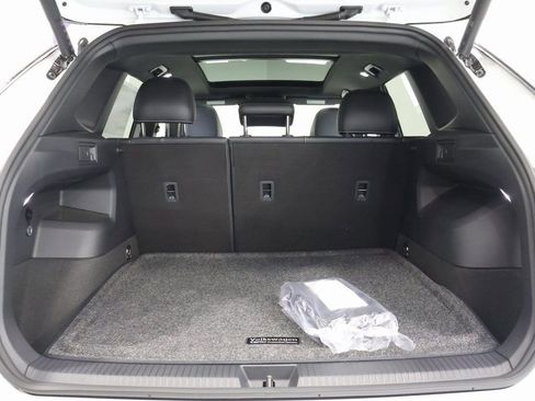 New 2026 Volkswagen Tiguan SE R-Line image 27