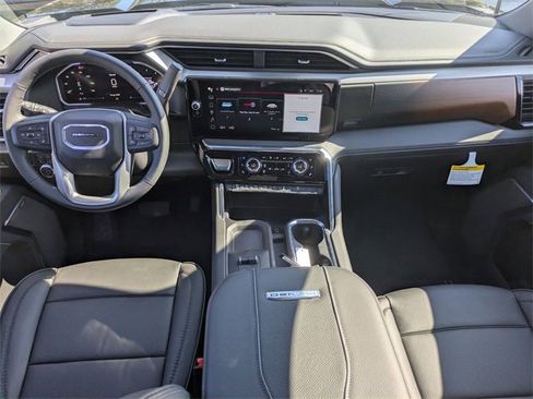 New 2026 GMC Sierra 3500 Denali w/ Denali Reserve Package image 14