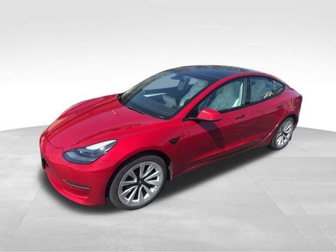 Used 2022 Tesla Model 3 Long Range image 7