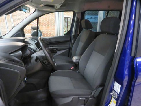 Used 2016 Ford Transit Connect XL image 13