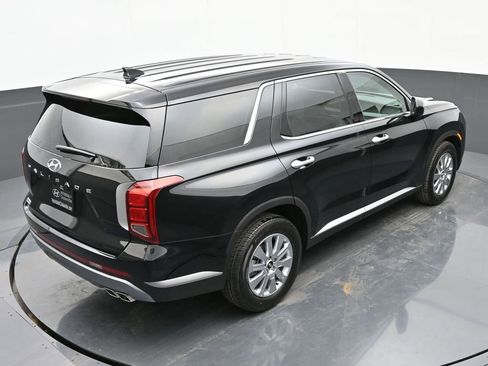 Used 2025 Hyundai Palisade SE image 17
