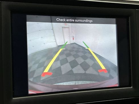 Used 2018 Chrysler Pacifica Touring Plus FWD image 5