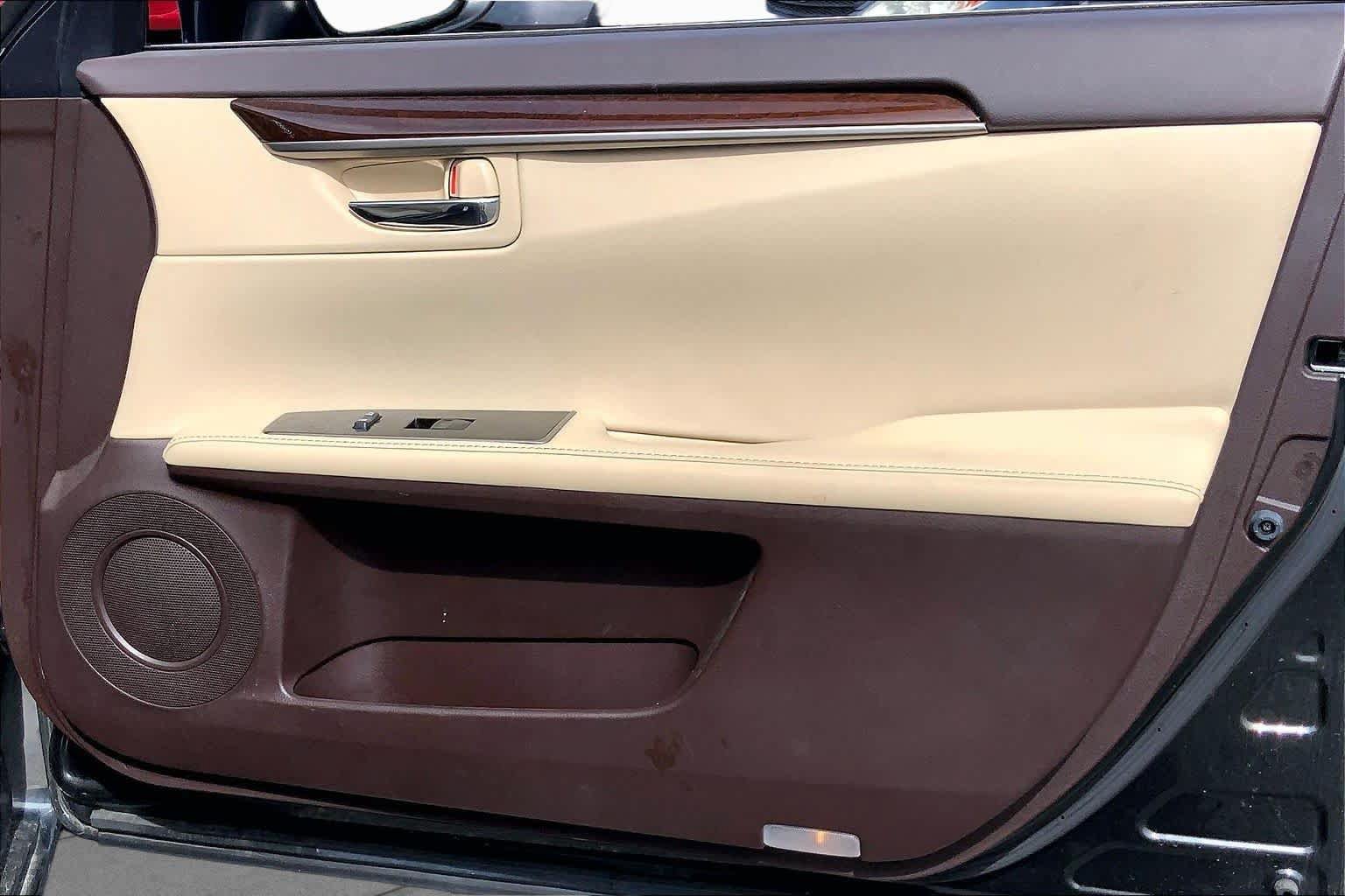 Used 2017 Lexus ES 350 FWD image 23
