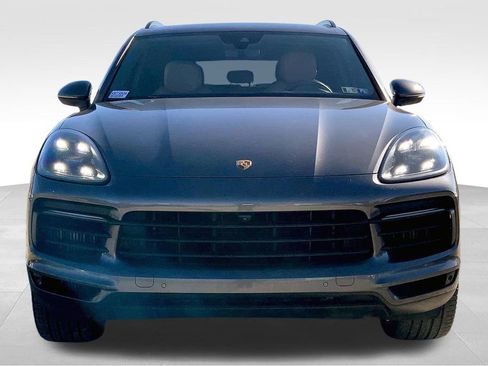 Used 2019 Porsche Cayenne S image 3
