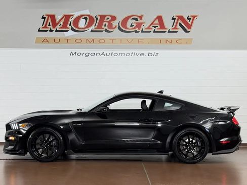 Used 2020 Ford Mustang Shelby GT350 w/ Technology Package RWD image 6