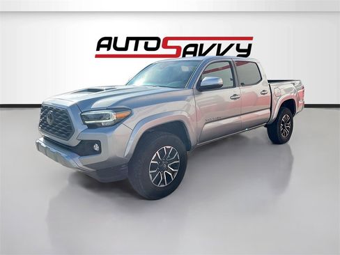 Used 2023 Toyota Tacoma TRD Sport image 3