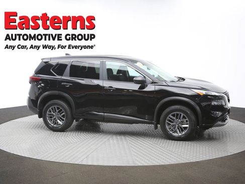 Used 2023 Nissan Rogue S image 46