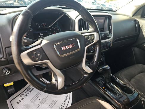 Used 2020 GMC Canyon SLE w/ Elevation Edition image 7