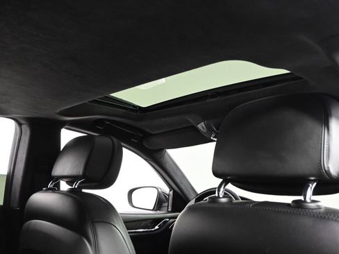 Used 2017 Maserati Quattroporte GTS GranLusso image 16