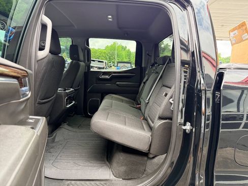 Used 2022 GMC Sierra 1500 Elevation AWD/4WD image 32