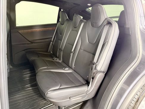 Used 2018 Tesla Model X 75D AWD/4WD image 40