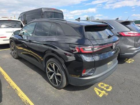 Used 2023 Volkswagen ID.4 Pro image 4