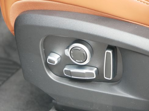 New 2026 Jaguar F-PACE R-Dynamic S image 5