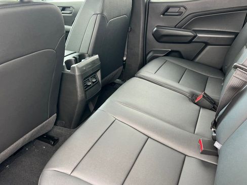 New 2026 Chevrolet Colorado W/T AWD/4WD image 9