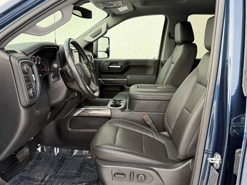 Used 2020 Chevrolet Silverado 2500 LTZ w/ LTZ Plus Package image 15