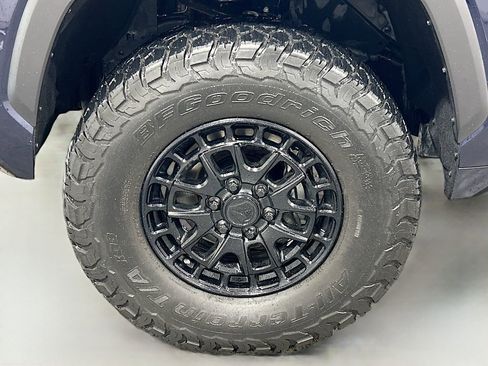 Used 2024 Toyota Tundra SR5 AWD/4WD image 27