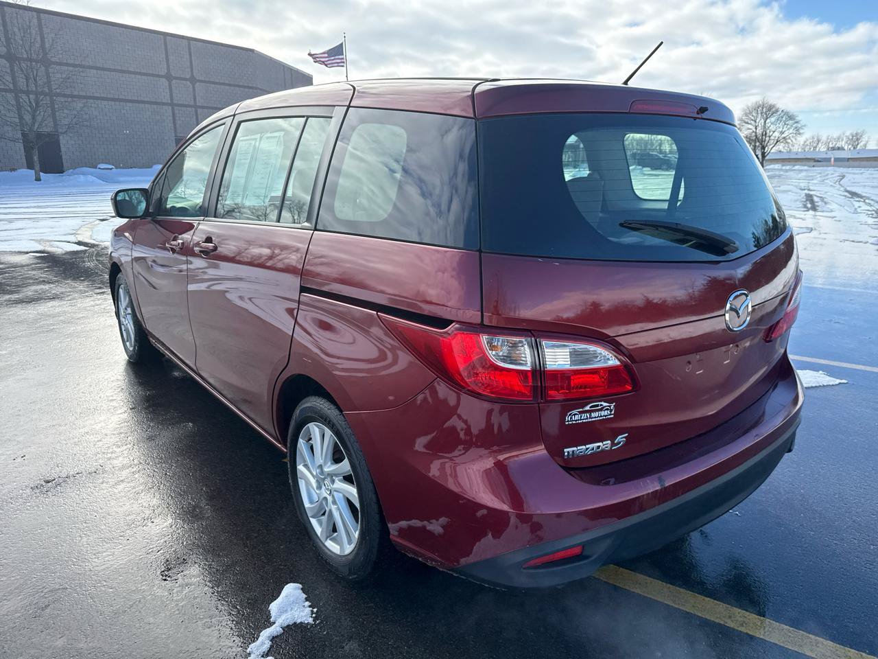 Used 2012 MAZDA MAZDA5 Sport FWD image 7