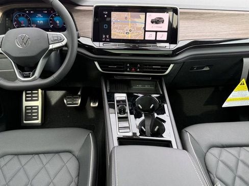 New 2026 Volkswagen Atlas SEL Premium R-Line AWD/4WD image 6