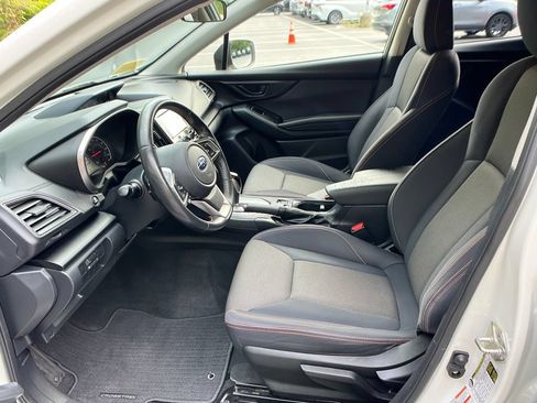 Used 2019 Subaru Crosstrek 2.0i Premium AWD/4WD image 9