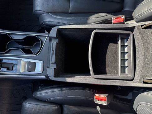 Used 2020 Subaru Ascent Limited w/ Technology Package image 30