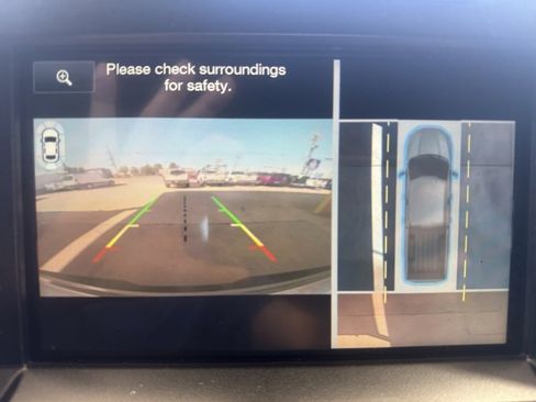 Used 2015 Ford F150 Platinum w/ Equipment Group 701A Luxury image 29