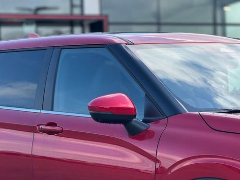 New 2025 Mitsubishi Outlander SE FWD image 4