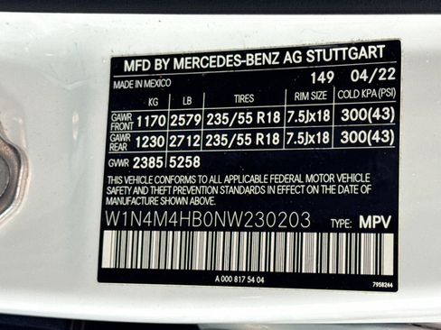 Certified 2022 Mercedes-Benz GLB 250 4MATIC image 31