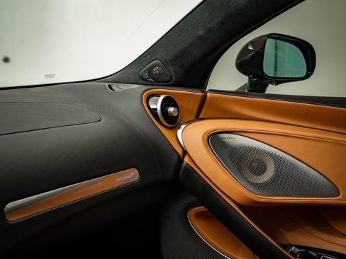 Used 2025 McLaren GTS image 62