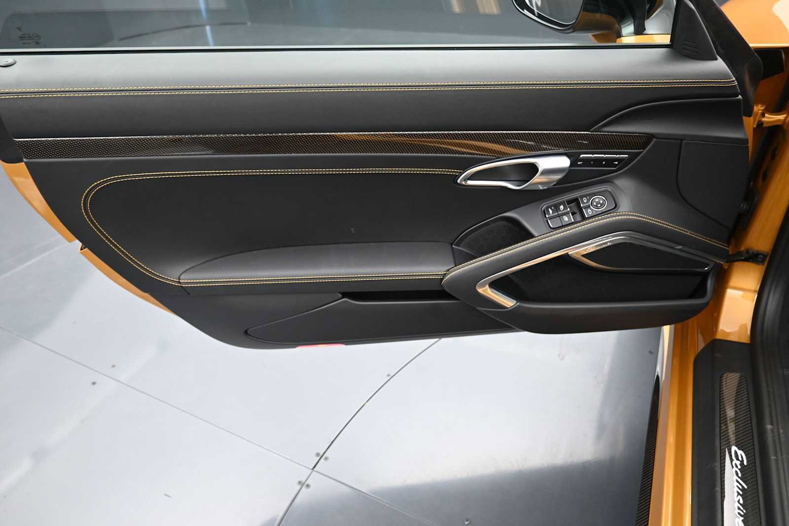 Certified 2019 Porsche 911 Turbo S AWD/4WD image 7