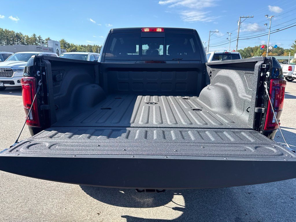 New 2026 RAM 2500 Big Horn AWD/4WD image 22