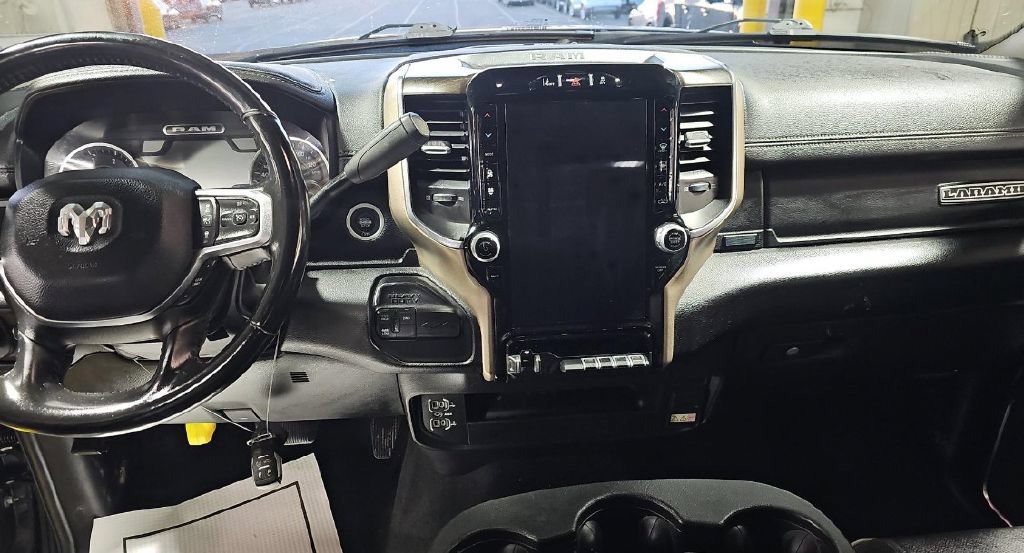 Used 2024 RAM 2500 Laramie w/ Safety Group AWD/4WD image 2