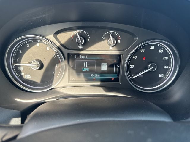 Used 2018 Buick Enclave Essence FWD image 12