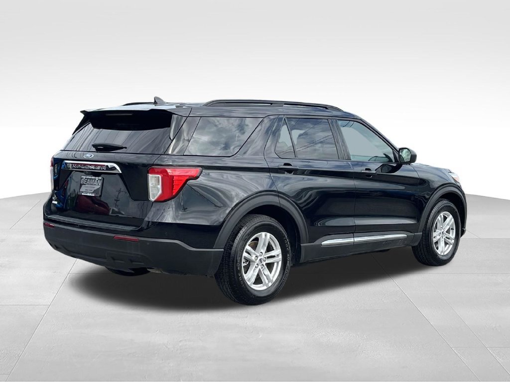 Used 2022 Ford Explorer XLT RWD image 9